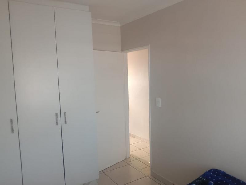 To Let 1 Bedroom Property for Rent in Goodwood Central Western Cape